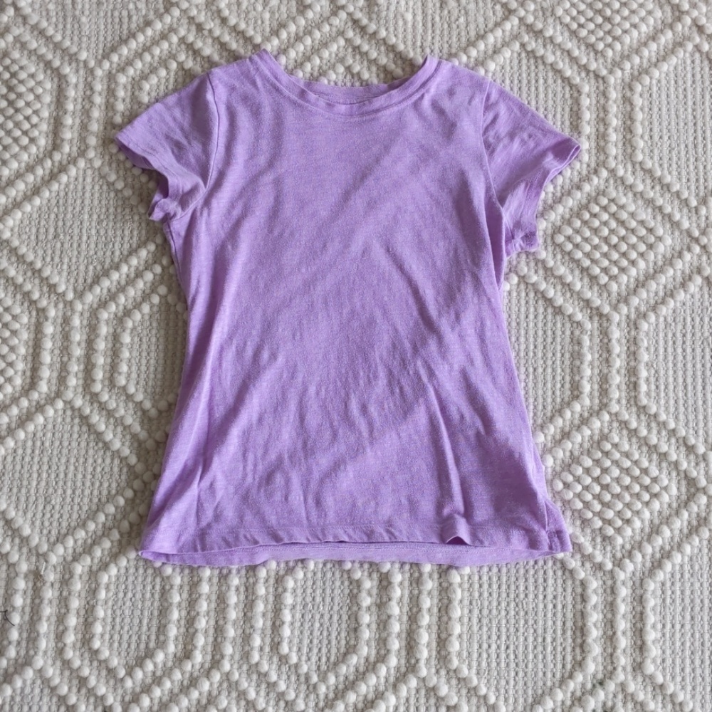 Athletic shirt